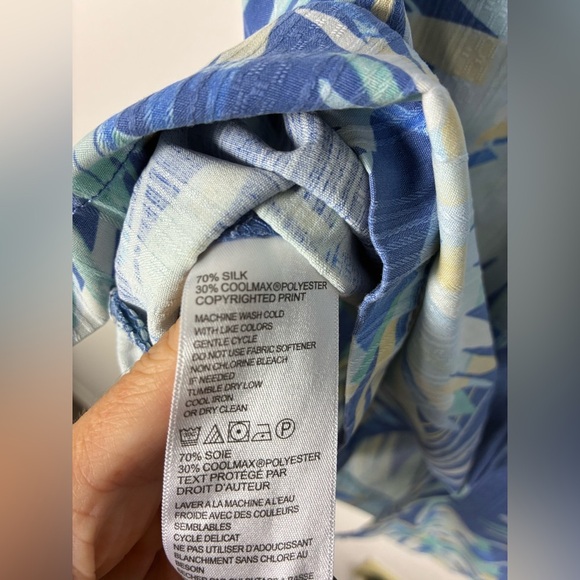 Tommy Bahama Geo Islandzone Hawaiian Shirt Men XL Silk Blend Blue Floral Coolmax - Picture 4 of 9